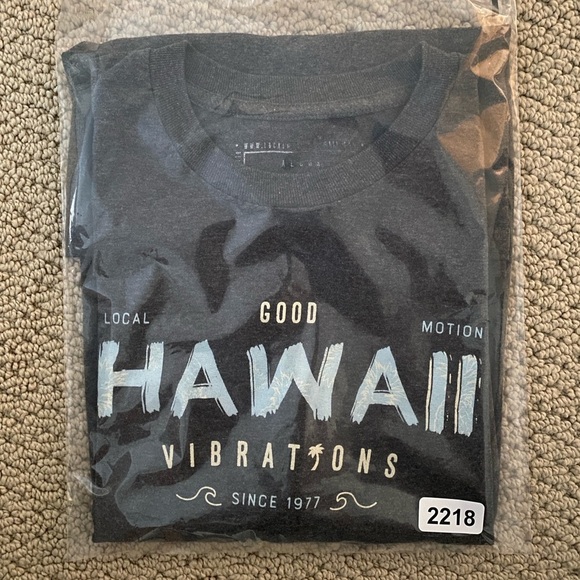 LOCAL MOTION Good Vibrations Surf Hawaii Tee Shirt Men L Large - Picture 6 of 6